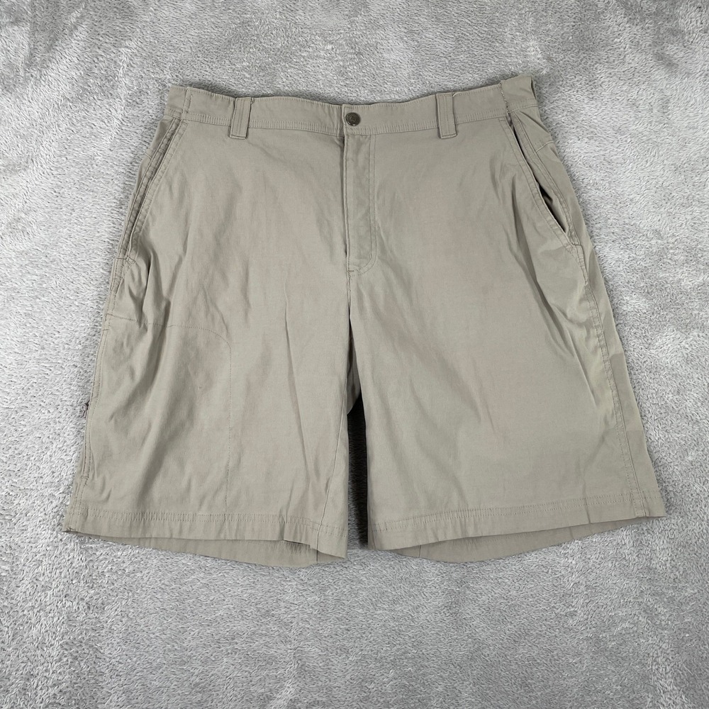 Columbia‎ Omni Shield Shorts Mens 40 Tan Hiking Outdoor Utility Gorpcore Cargo